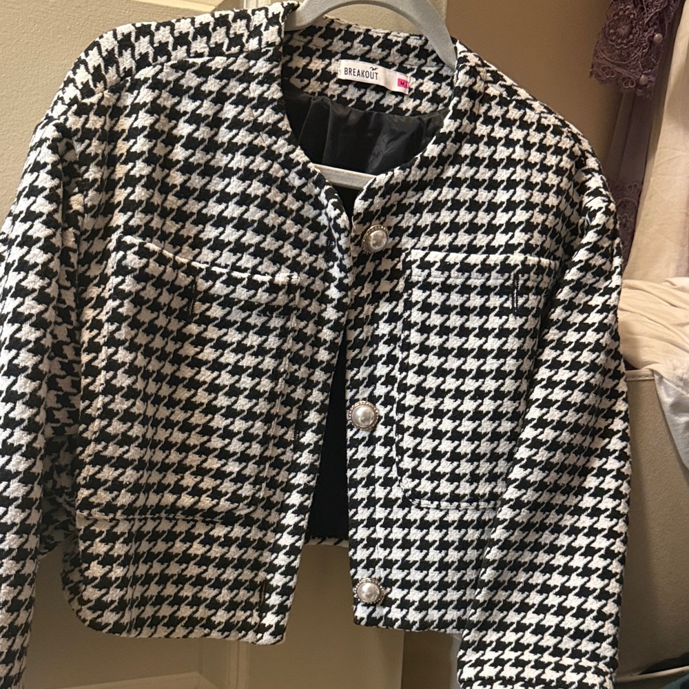 Black & White Houndstooth Cropped Jacket
